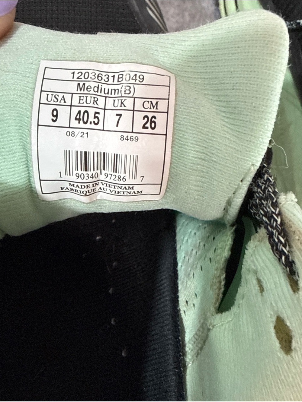 Brooks Cascadia 16 Tennis Shoes - Womens 9 - Black Green Running Walking Sneaker - Picture 12 of 12